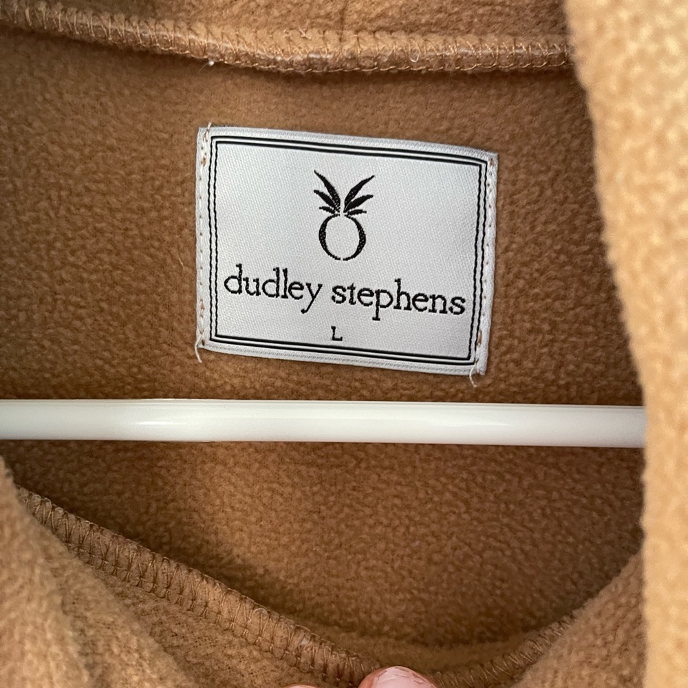 Dudley Stephen’s cobblehill turtleneck